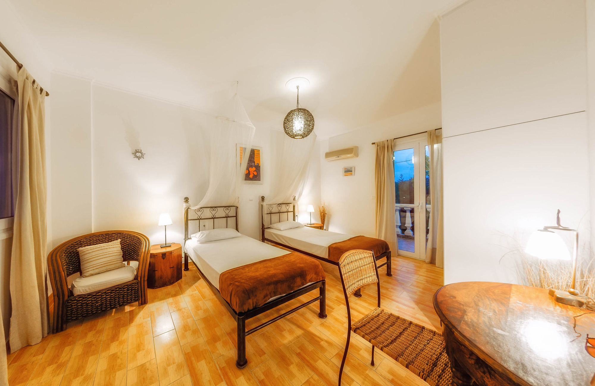 Parys Villas 티실리비 외부 사진