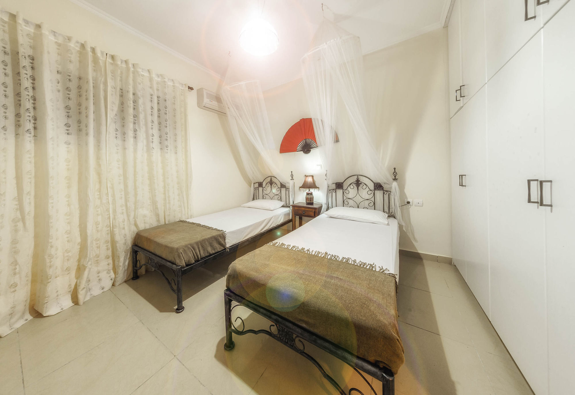 Parys Villas 티실리비 외부 사진