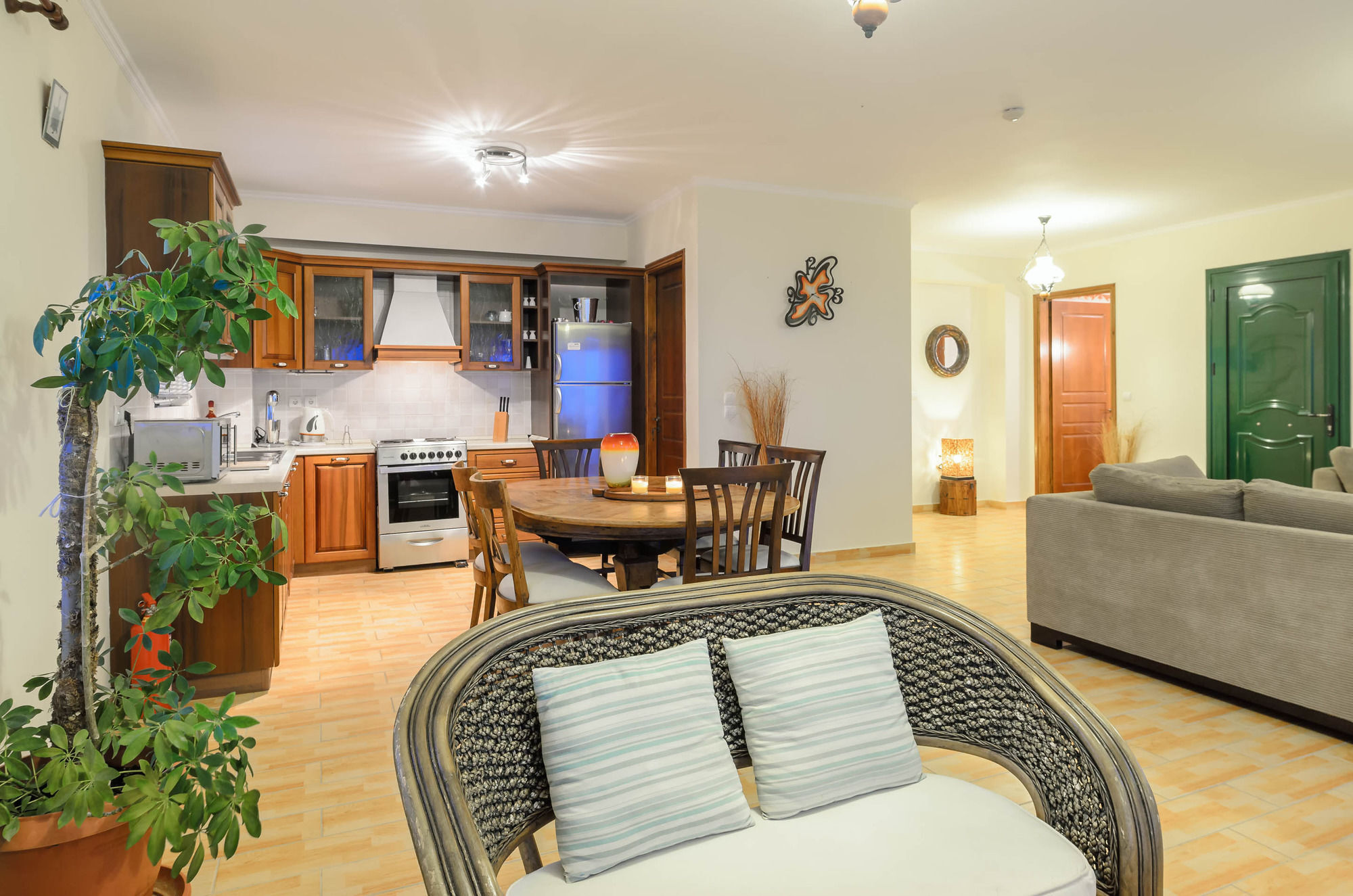 Parys Villas 티실리비 외부 사진